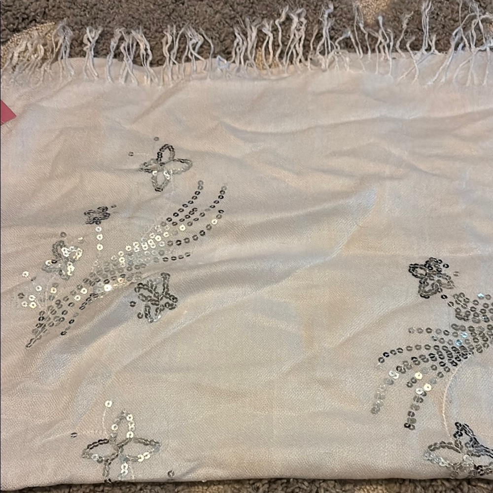 Elegant White Scarf with Sequin Embellishments